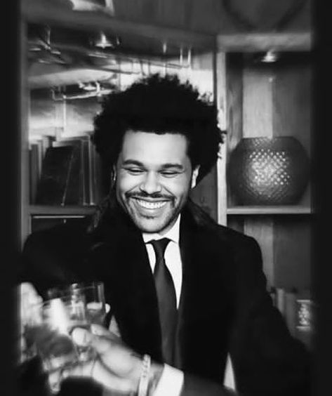 the weeknd on Instagram: “How Much do you Love the weeknd💞💞💞❤️❤️❤️😍❤️😍 . . . #theweeknd #theweekndxo #theweekndedits #theweekndfans #theweekndmemes #theweekndquotes…” The Weeknd Billboard, Icon Wallpaper Aesthetic, The Weeknd Aesthetic, The Weeknd Memes, The Weeknd Quotes, Weeknd Aesthetic, The Weeknd Poster, Blinded By The Light, Love Me Harder