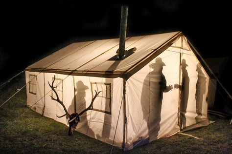 Canvas Tent Diy, Diy Tent Camping, Outfitter Tent, Wood Tent, Canvas Wall Tent, Tent Platform, Canvas Tents, Tents Camping, Hunting Diy