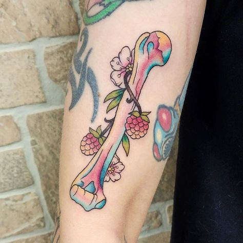 Oddity Collection, Humerus Bone, 8 Tattoo, Trippy Tattoo, Flash Ideas, Mushroom Tattoos, Bone Tattoos, Kawaii Tattoo, Creepy Tattoos