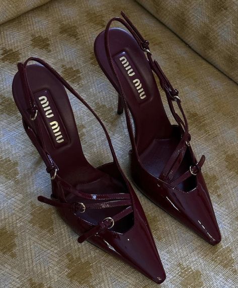 Miu Miu Heels, Visuell Identitet, Dr Shoes, Shoes Heels Classy, Shoe Wishlist, Vintage Heels, Miu Miu Shoes, Heels Classy, Fancy Shoes