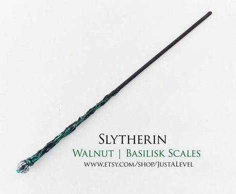 Harry Wand, Harry Potter Wands, Slytherin Pride, Slytherin House, Slytherin Aesthetic, Harry Potter Wand, Fantastic Beasts And Where, Harry Potter Love, Harry Potter Obsession