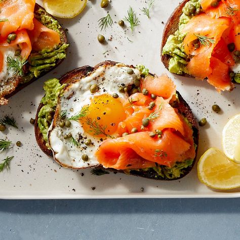 Smoked Salmon & Egg Avocado Toast | Recipes | WW USA Avocado Toast With Salmon And Egg, Smoked Salmon Avocado Toast, Avocado Toast Recipes, Egg Avocado Toast, Smoked Salmon And Eggs, Winter Brunch, Ww Breakfast, Egg Avocado, Avocado Toast Egg