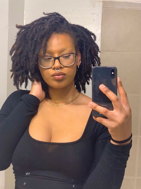 Different Stages Of Locs, Frizzy Locs Black Women, Medium Thick Locs, Loc Wolfcut, Freeform Locs Black Women, Free Form Locs Women, Black Locs Black Women, Messy Locs Hairstyles, Locs No Retwist