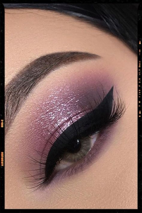 Makeup Looks Inspiration - Eye Makeup Lilac And Silver Eye Makeup, Prom Makeup For A Purple Dress, Lilac Bridal Makeup, Bold Prom Makeup, Maquillaje Baby Shower Mama, Plum Eyeshadow Looks, Dark Purple Makeup Looks, Shaadi Makeup, Purple Wedding Makeup