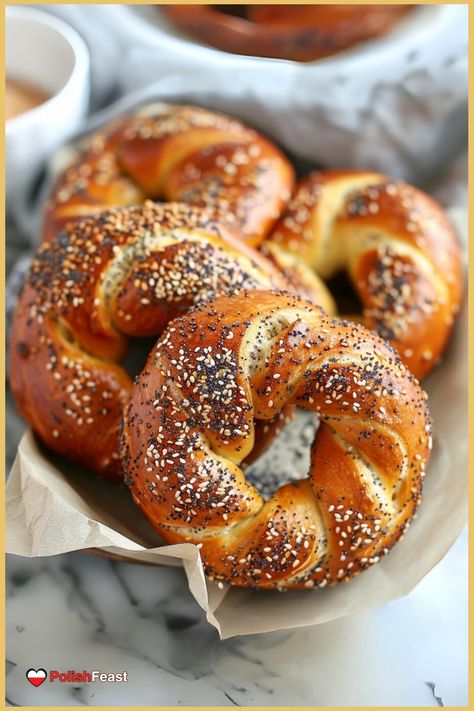 Discover the secrets of Polish baking with this easy-to-follow recipe for crafting your own batch of Obwarzanki, traditional Polish bagels known for their delightful chewy texture and crispy exterior crust. Unleash your inner baker and bring the flavors of Poland to your kitchen with this delicious treat! Vegan Soft Pretzel Recipe, Polish Food Traditional, Polish Breakfast, Polish Baking, Tartare Recipe, Homemade Bagels, Bagel Recipe, Snack Items, Polish Recipes