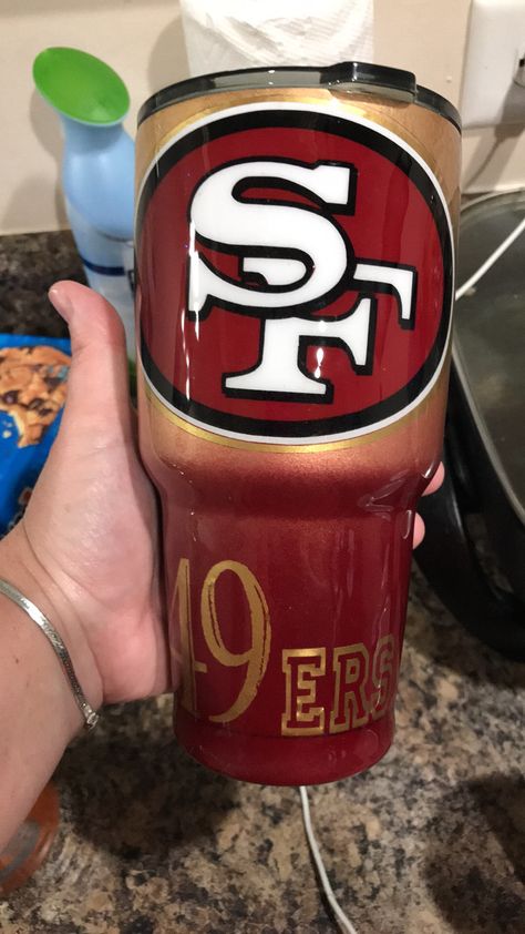 49ers Tumbler Ideas, Nfl Tumblers, 49ers Tumbler, Yeti Designs, Tumblers Epoxy, 49ers Outfit, Cricut Cups, Boyfriend Scrapbook, Yeti Cup Designs