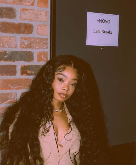 Lola Brooke Aesthetic, Lola Brooke Rapper, 90s Female Rappers, Lola Brooke, Famous Females, Fine Shyt, Rapper Quotes, Female Artist, Print Photos