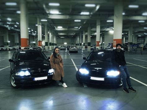 Couples Matching Cars, His And Hers Cars, Bmw Couple, Cars Couple, Lookbook Poses, Couple Cars, Car Couples, Car Engagement Photos, Car Pose