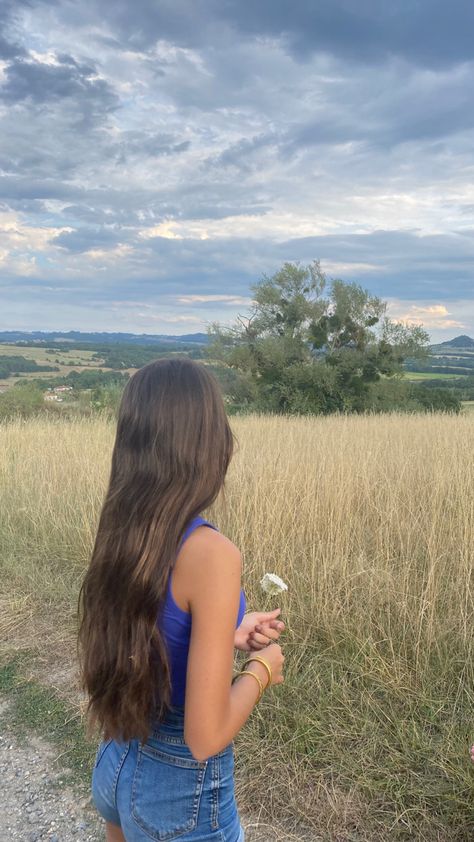 #aesthetic #hotgirlsummer #countryside #france Countryside Girl Aesthetic, Countryside Girl, France Aesthetic, Beautiful Scenery Nature, Teenage Dream, Beautiful Scenery, Poses For Pictures, Aesthetic Girl, Summer Girls