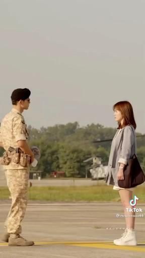 Song Joongki Song Hye Kyo, Song Hye Kyo Descendants Of The Sun, In The Stars Song, Dots Kdrama, Song Joongki, Goblin Korean Drama, Korean Drama Stars, Korean Drama Tv, Drama Songs