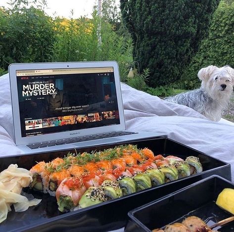 Netflix Film, Picnic Date, Picnic Food, Japanese Dishes, Picnic Foods, Vegetarian Diet, Food Items, Om Nom, Low Calorie