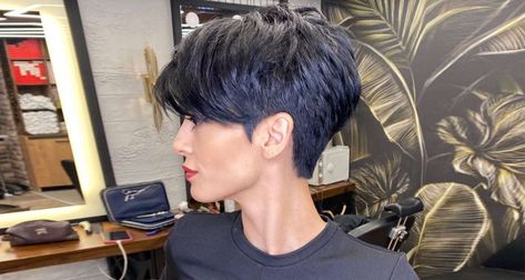 Pixie 2022, 2022 Haircut, Pixie Cut With Long Bangs, Short Haircut Styles, Cute Short Haircuts, Short Hair Pixie Cuts, Pixie Haircut For Thick Hair, Messy Short Hair, Short Hairstyles For Thick Hair