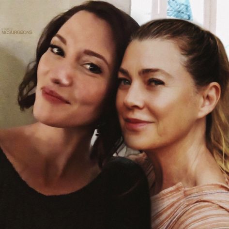 Lexie And Meredith Grey, Eric Dane And Chyler Leigh, Derek And Lexie, Lexie And Meredith, Meredith And Lexie, Only Freaking Superheroes, Greys Anatomy Bts, Greys Anatomy Couples, Greys Anatomy Facts