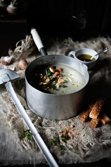 Soup Pan, Cauliflower Mushroom, Cremini Mushrooms, Food Photography Inspiration, Food Photography Styling, Slow Food, Camping Food, Winter Food, Stew Recipes