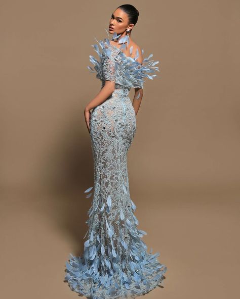 Unique Gowns, Bead Dress, Haute Couture Dress, Wedding Dress Patterns, Couture Dress, Blue Wedding Dresses, Stylish Party Dresses, Miss Dress, فستان سهرة