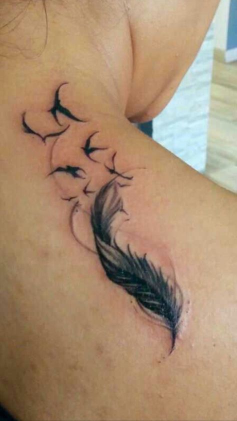 Feather tattoo Finger Feather Tattoo, Plume Tattoo, Arrow Tat, Alas Tattoo, Feather Tattoo Meaning, Tattoo Feather, Wing Tattoos, Tattoo Ankle, Ankle Bracelet Tattoo