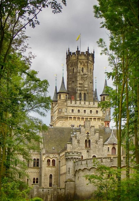 Marienburg Castle, Germany Enchanted Castles, Castle Germany, European Castles, Germany Castles, Chateau France, Castle Ruins, Beautiful Castles, Stately Home, Medieval Castle