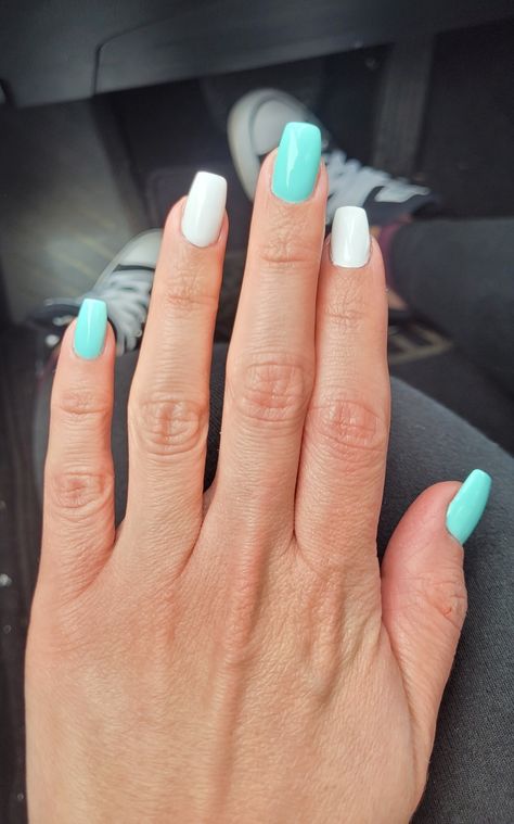 White Teal Nails, Teal And White Nail Ideas, Teal And White Nail Designs, Teal And White Nails Acrylic, White And Turquoise Nails, Cute Teal Nails, White And Teal Nails, Nails Teal Blue, Light Teal Nails