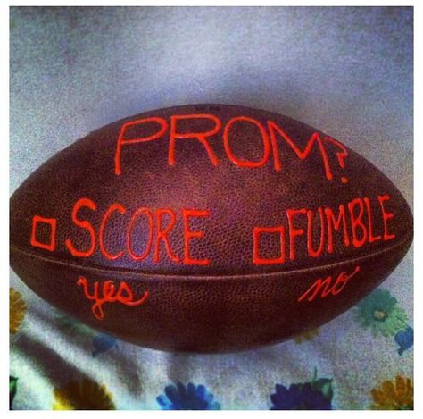 Football invite. Perfect for homecoming. Football Proposal, Football Promposal, Sadies Proposal, Prom Invites, Cute Promposals, Country Prom, Prom Posters, Cute Homecoming Proposals, Cute Prom Proposals