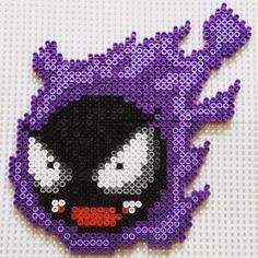 Gastly Pokemon, Perler Bead Pokemon Patterns, Hama Beads Pokemon, Pokemon Cross Stitch Patterns, Modele Pixel Art, Pokemon Bead, Pokemon Perler, Perler Creations, Pokemon Perler Beads