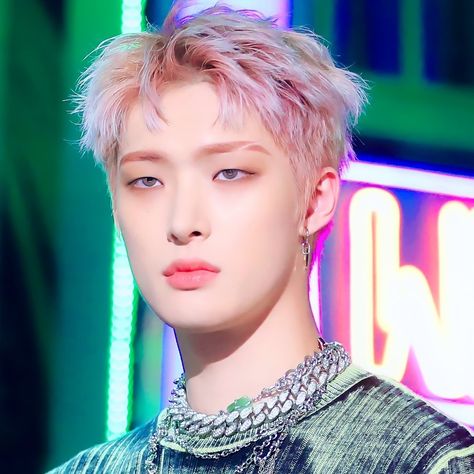 Mingi Pinky Hair Icon, Rap Verses, Ateez Icons, Mingi Ateez, Song Mingi, Song Min-gi, Hair Icon, Pink Princess, Emotional Support