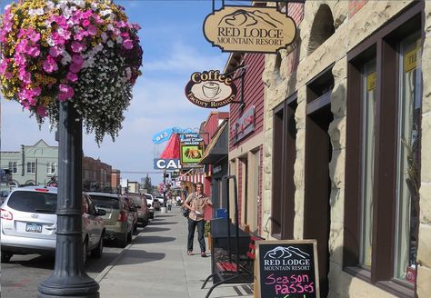 Red Lodge Montana Gateway to Yellowstone National Park via the Scenic Beartooth Highway - Montana Life, Travel Montana, Beartooth Highway, Red Lodge Montana, Montana Trip, Cody Wyoming, Montana Mountains, Yellowstone Trip, Visit Yellowstone