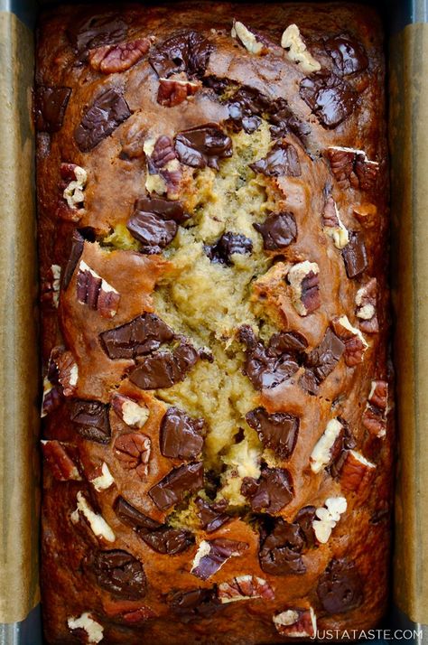 Greek Yogurt Banana Bread, Yogurt Banana Bread, Yogurt Banana, Just A Taste, Greek Yogurt Recipes, Easy Banana Bread Recipe, Bread Easy, Banana Bread Recipe, Yogurt Recipes