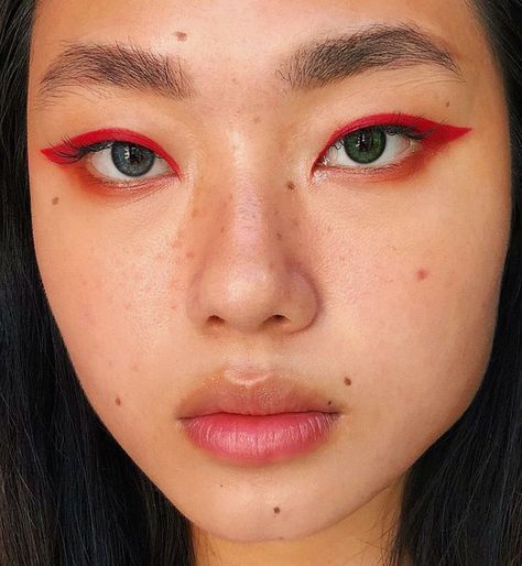 Makeup Runway, Editorial Make-up, Red Eye Makeup, Beauty Make-up, Makeup Hacks, Kesha, Eye Makeup Art, Editorial Makeup, Creative Makeup