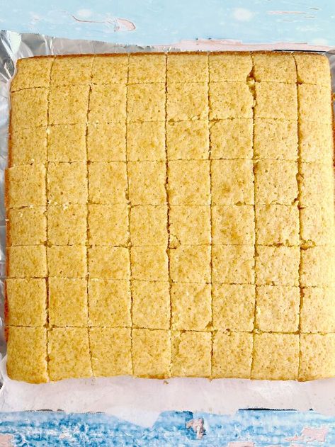 Cornbread Croutons Recipes, Honey Butter Cornbread, How To Make Croutons, Cornbread Croutons, How To Make Cornbread, Jalapeño Cornbread, Crouton Recipes, Cornbread Easy, Thanksgiving 2023