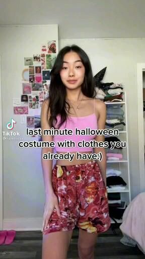 Easy Edgy Halloween Costumes, Solo Halloween Costumes Last Minute, Easy Halloween Costumes You Already Have, Halloween Costumes Last Minute Women, Halloween Costume With Black Skirt, Easy Last Min Halloween Costumes, Easy Halloween Costumes From Your Closet, Halloween Costumes Women Last Minute, Quick Halloween Costumes Last Minute Women