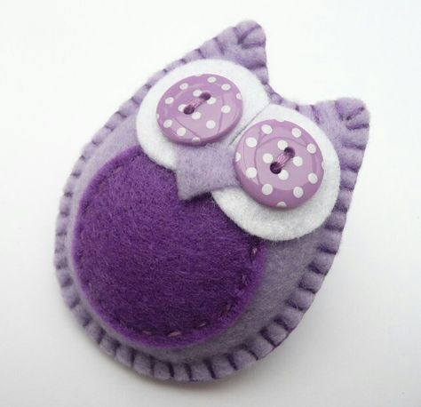 Felt Owl Felt, Owl Brooch, Felt Owls, Felt Owl, Felt Gifts, Fabric Brooch, Owl Crafts, Felt Jewelry, Felt Birds