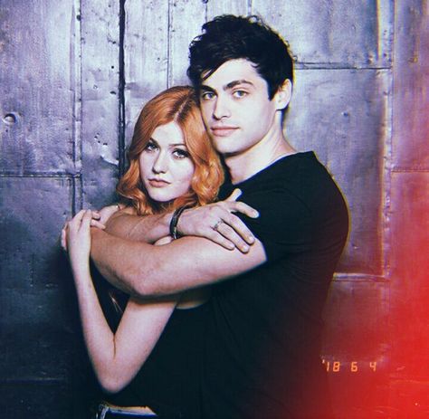 Shadowhunters Cast, Katherine Mcnamara, Shadow Hunters, Shadowhunters, Wattpad, It Cast, Film, Quick Saves