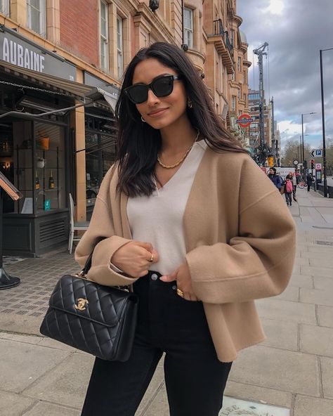 Hannah | COCOBEAUTEA on Instagram: “Still getting wear out of this jacket ✨ hope you’re all doing well 🤍” Look Kylie Jenner, Zara Spring, Cute Thanksgiving Outfits, Look Adidas, Outfit Zara, Estilo Indie, Blogger Street Style, Skandinavian Fashion, Populaire Outfits