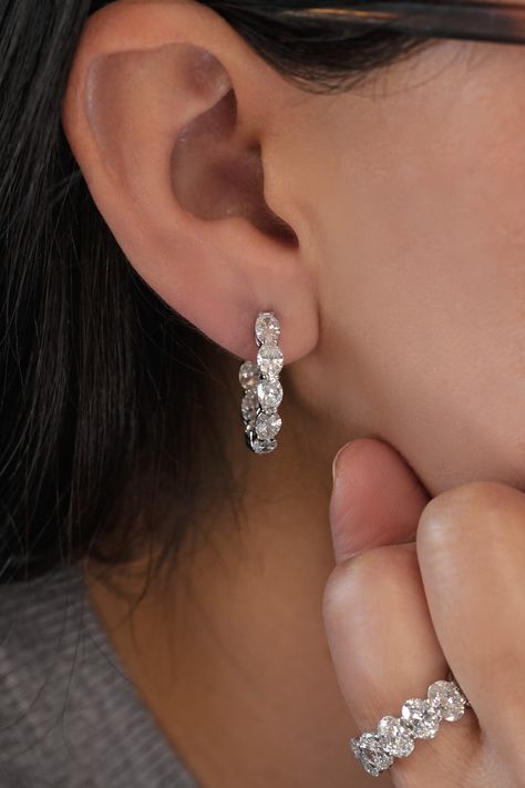 18k White gold oval cut hoop earrings with 4.75ct Oval Diamond Hoop Earrings, Oval Diamond Earrings Studs, Oval Earrings, Real Diamond Earrings Studs, Oval Diamond Earring, Real Diamond Earrings, Diamond Solitaire Earrings, Jewellery Photography Inspiration, Silver Diamond Earrings