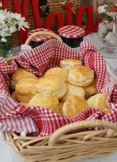 Cowboy rodeo theme on Pinterest | Cowboy Party, Western Parties ... Country Biscuits, Country Western Parties, Farm Week, Southern Bbq, Country Picnic, Barnyard Birthday Party, Rodeo Party, Country Birthday, Country Party