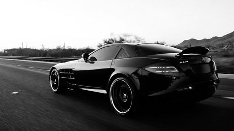 Mercedes SLR in black on hd wallpapers from http://www.hotszots.eu/Mercedes/WallpaperBackgroundsMercedes4.htm Wallpaper For Laptop High Quality, Endeavor Car, Car Wallpaper For Laptop, Mercedes Benz Mclaren, Mclaren Slr, Black Car Wallpaper, Mercedes Slr, Mercedes S550, Wallpaper For Laptop