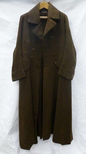 Victorian Coat, Ww1 British, Historic Fashion, Oc Inspo, Frock Coat, Heavy Coat, Long Coat Women, Fashion Design Sketches, Victoria And Albert Museum