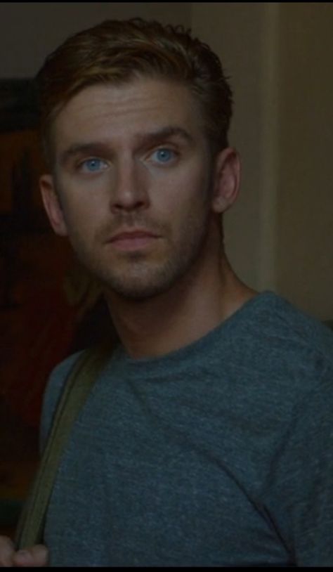 In love 😍 Dan Stevens The Guest, Dan Stevens Legion, David Collins, Dan Stevens, Blue Eyes