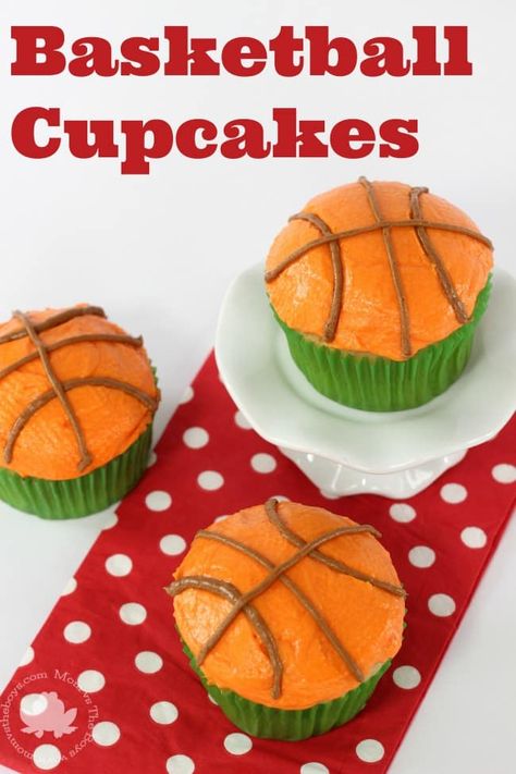 Basketball Cupcakes Ideas, Cupcake Basketball, Nba Party, Basketball Food, Ball Cupcakes, Team Treats, Basketball Cupcakes, Basketball Birthday Parties, Basketball Cake