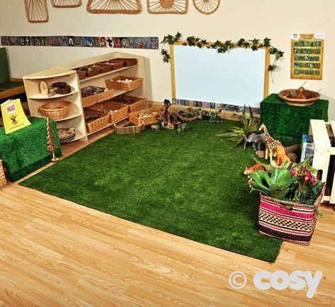 Preschool Room Layout, Nursery Room Ideas Childcare, Childcare Rooms, Reception Classroom, Reggio Emilia Classroom, Reggio Inspired Classrooms, Reggio Classroom, Daycare Room, Preschool Rooms