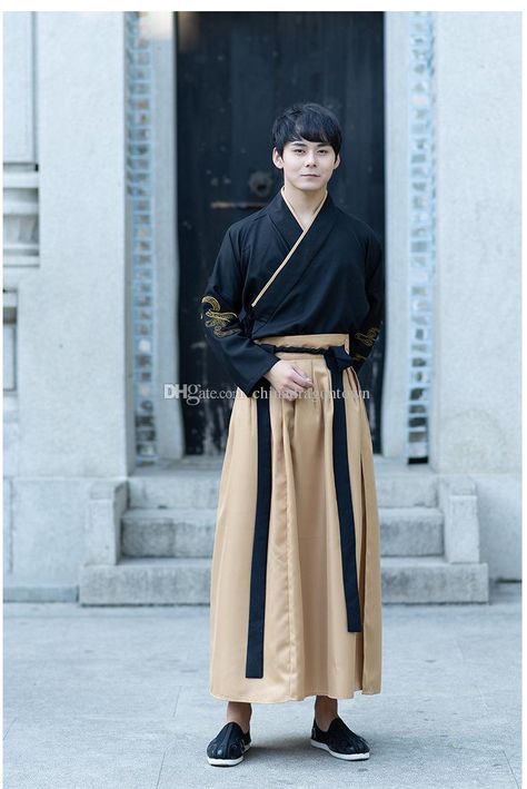 Animated Environment, Chinese Fashion Traditional, Chinese Men's Clothing, Han Dynasty Clothing, Ancient Japanese Clothing, Buda Zen, Male Hanfu, Hanfu Male, Men's Yukata