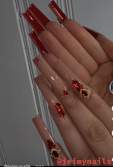 Long Nails With Gems, Red Bottom Nails, Nails With Gems, Quince Nails, Quinceanera Nails, Red And Gold Nails, Gold Acrylic Nails, Red Acrylic Nails, Drip Nails