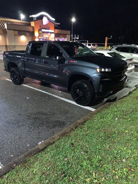 My new toy Chevy 2019 Silverado trailboss thanks to my hubby dream truck fulfilled Silverado Aesthetic, Chevrolet Silverado 2015, Chevy Silverado Z71, Custom Silverado, 2019 Silverado, Chevy Trucks Silverado, Silverado Truck, Trail Boss, Custom Pickup Trucks