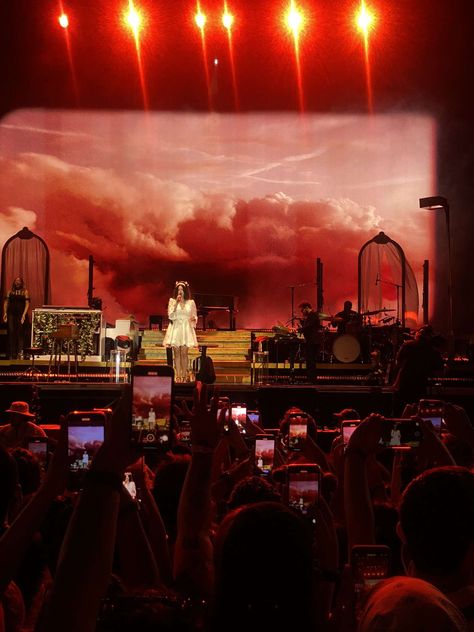 lana del rey, lana del rey concert, lana del rey stage Concert Aesthetic Lana Del Rey, Lana Del Rey Aesthetic Concert, Lana Del Ray Concert Aesthetic, Lana Del Rey Live Concert, Lana Del Rey Music Aesthetic, Lana Del Rey Stage, Lana Del Rey Concert Aesthetic, Concert Stage Aesthetic, Lana Del Rey On Stage