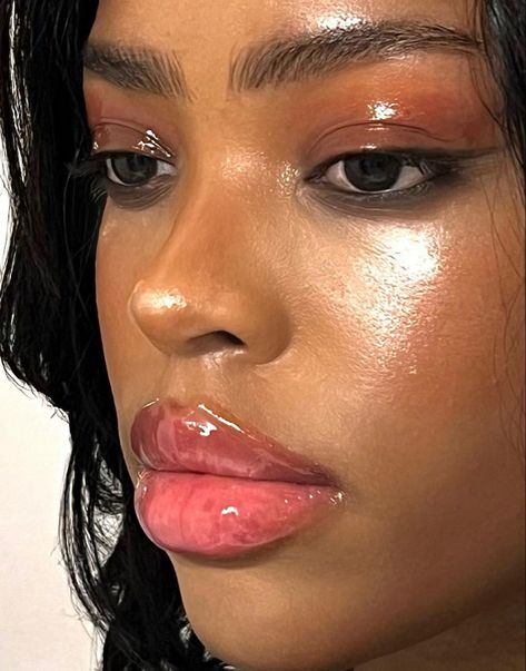 Glossy Makeup, Cute Makeup Looks, Dark Skin Makeup, Makeup Obsession, Makeup For Black Women, Editorial Makeup, Flawless Makeup, Girls Makeup, Pretty Makeup