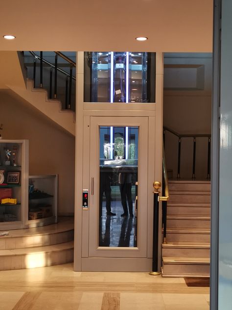 Houses With Elevators, House Lift Elevator, Home Lift Elevator Design, Elevator In House, Home Elevator Design, Living Room Designs India, Barndominium Ideas 3 Bedroom, Bungalow Interior, House Lift