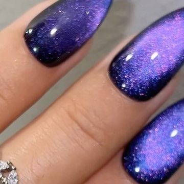 Dusky Skin, Blue Gel Nails, Dark Blue Nails, Aurora Nails, Chrome Nail Art, Eye Pigments, Cat Eye Gel Polish, Chrome Effect, Eye Nails