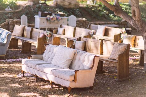 Couch Wedding Ceremony, Vintage Couches, Bluegrass Wedding, Antique Couch, Wedding Ceremony Decorations Outdoor, Church Pews, Cozy Pillows, Vintage Couch, Couch Fabric