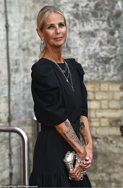 Ulrika Jonsson, Older Women With Tattoos, Catherine Deneuve Style, Older Woman Portrait, Valkyrie Tattoo, Beautiful Aged Women, Going Gray Gracefully, Older Couple, Women Looking For Men