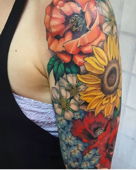 Arm Flower Sleeve Tattoo, Sleeve Cover Up Tattoo, Cute Girly Tattoos, Hanna Tattoos, Flower Sleeve Tattoo, Moms Tattoo, Floral Tattoo Ideas, Flower Tats, Tattoo Fixes